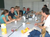 Kaffee und Kuchen im Neubau